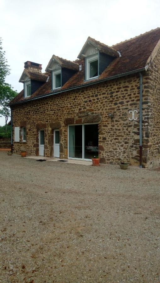 Maison En Pierre De Pays Segrie Luaran gambar